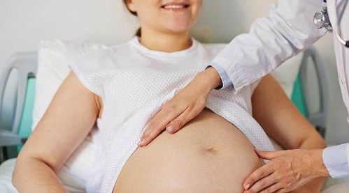 孕期,孕妈若有5种 表现 ,真幸运,可能是个贴心 小棉袄