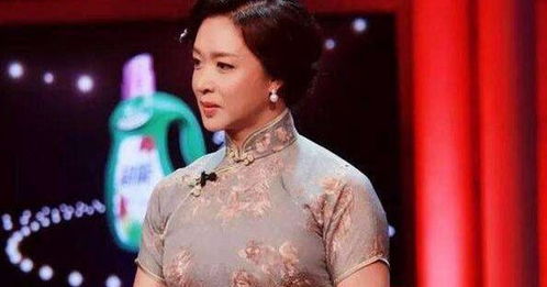 她是金星曾经的妻子,因为金星的选择而离婚,再婚后生活幸福