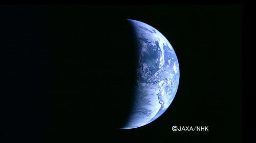 日本月亮女神卫星拍摄到高清晰地球影像 