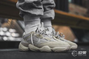 YEEZY Desert Rat 500新配色即将发售,复古百搭