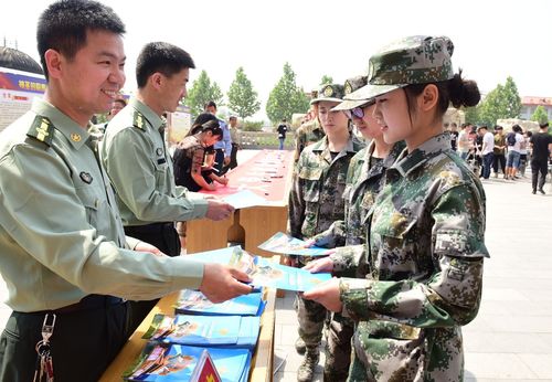 自考大学生当兵年龄限制,大专在校生当兵规定(图4)