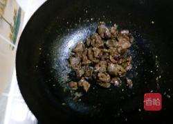 油炸孜然干煸鸡胗的做法-图1