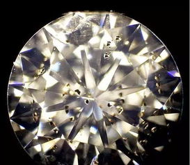 同等级的钻石为何价格不同