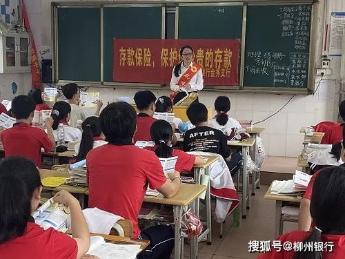 挺腰进入我们可爱的小公主 坐下 整个没入 深入 低喘