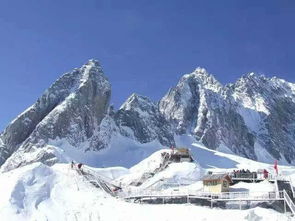 玉龙雪山自驾车停哪里玉龙雪山停车场收费标准(川藏自驾有哪些免费停车场)