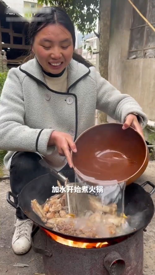 在家和老公一起吃肉 