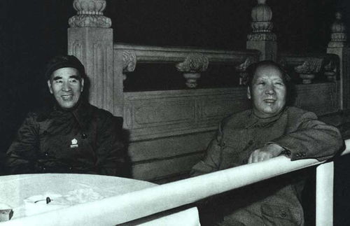 林彪政治巅峰期时的罕见照片 