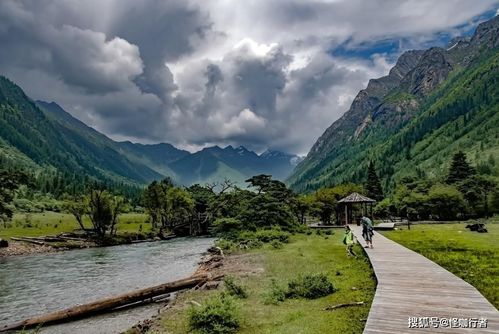 四川的 蜀山之后 ,风光媲美北欧,被称 东方的阿尔卑斯山