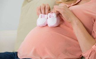 原创孕期，孕妇尿液有2个表现，或许是子宫内“羊水不足”，不妨一看