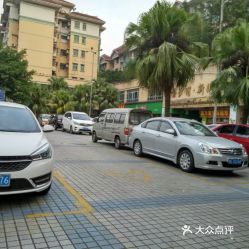 佛山金沙金铂天地那里有免费停车场吗(金沙湾停车场免费停车时间表)