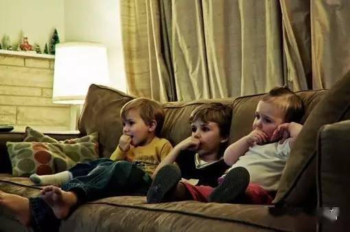 如何中止看电视的习惯 电视儿童究竟是爱因斯坦还是过动儿