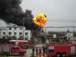 蚌埠一化工厂昨发生大火 