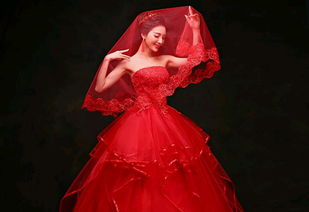 红色婚纱照片欣赏 红色婚纱礼服的意义