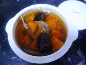胡萝卜鸽骨汤的做法,胡萝卜鸽骨汤怎么做好吃,胡萝卜鸽骨汤的家常做法 烧包大公主 