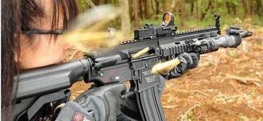 颜值与技战术性能俱佳的HK 416步枪