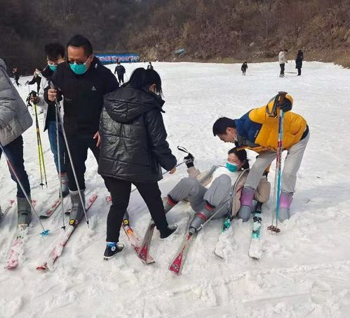 滑雪活动营销文案范文,滑雪团建方案？