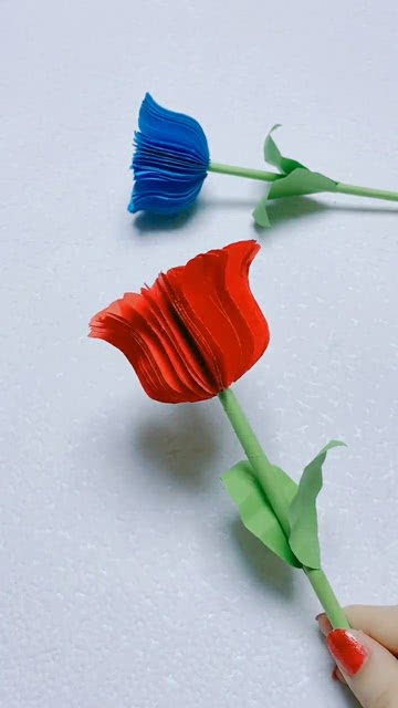 幼儿手工作品,简单易学,教宝宝做一只漂亮的玫瑰花吧 