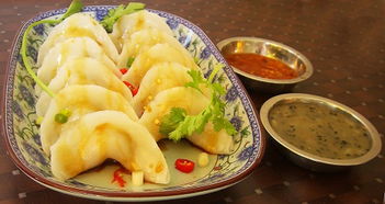 中国留学生与日本学生 包饺子 体验中国味