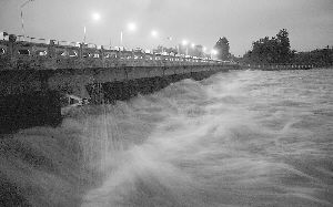 暴雨考验华东 