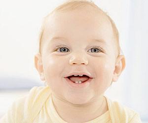八个月宝宝应该吃什么补钙呢 八个月宝宝可以吃什么水果