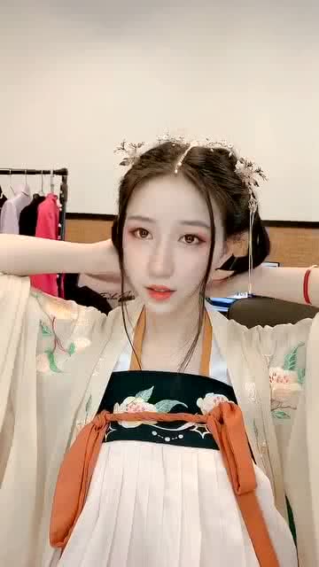 汉服刘海怎么弄好看 汉服配什么头型好看