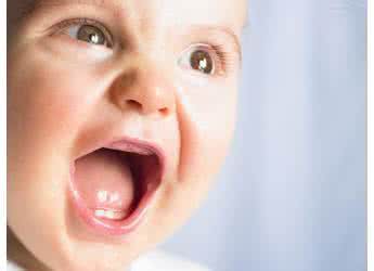 小孩口腔溃疡怎么办 孩子舌尖溃疡怎么办