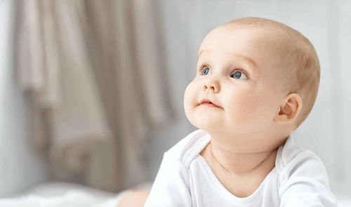 黄疸宝宝注意什么影响,新生儿黄疸对宝宝健康有何影响