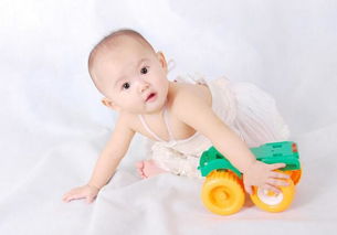 1岁8个月宝宝早教(1岁8个月宝宝怎么进行早教)