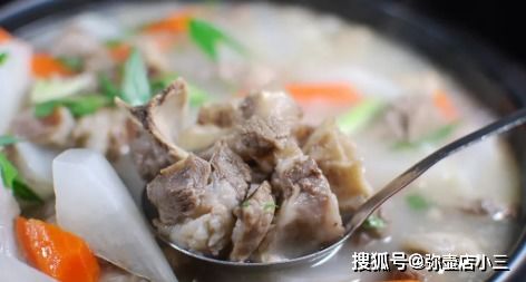 痛风能不能吃羊肉(痛风能不能吃羊肉米线)