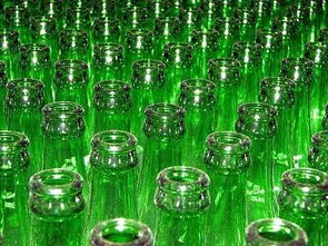 为什么啤酒瓶大多是绿色的 