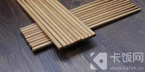 一般来说,家里使用的木制或竹制筷子最好怎么消毒清洁
