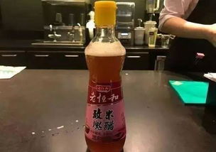 道具酒杯特效怎么弄好看？两杯星巴克怎么拍出高级感(星巴克玩具杯)