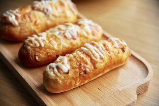 将火腿放在面包包装中烤可以让面包更加美味。 -图2