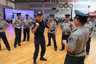 橡胶警棍使用方法(橡胶警棍使用方法视频教程)