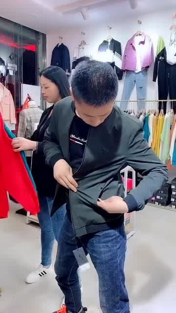 不是服装生意不好做,是你没找对方法 这次看明白了吗 