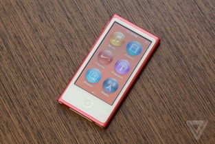 色彩鲜艳比iPhone 6都要好看 新iPod Touch上手图赏