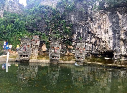 贵州的这处神秘峡谷,以成语命名的人造景区,门票仅需20元