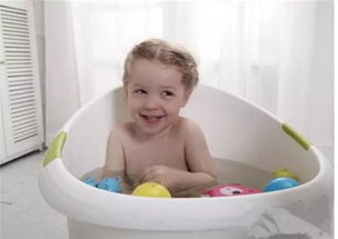 给宝宝洗澡澡,掌握这4个敲门,培养初级学霸不是问题 
