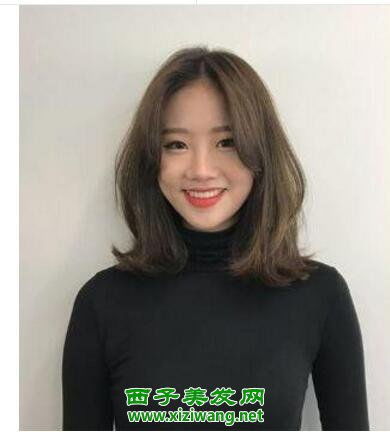 齐肩女生头发弄什么发型好看 女生齐肩头发造型欣赏