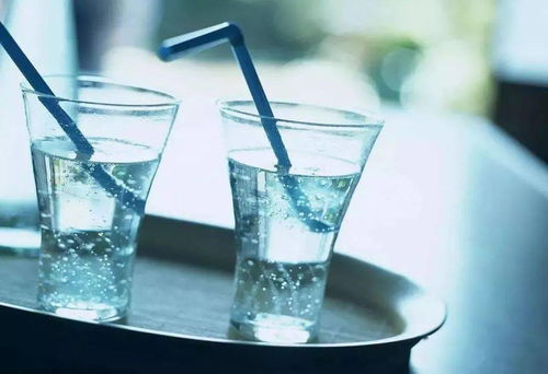 长期喝偏硅酸水的危害,偏硅酸对人体有危害吗?