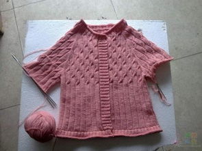 七八岁男孩的毛衣从上往下织要起多少针 