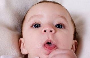 婴儿睡觉醒来喉咙有痰咳嗽,新生儿嗓子有痰咳嗽