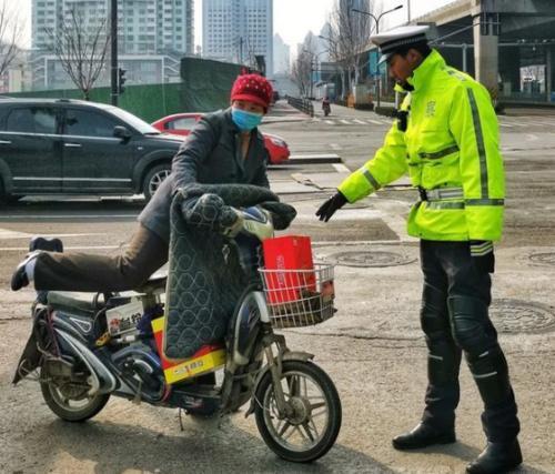 在农村地区,是否应该禁止电动车和三轮车的使用 专家给出了建议