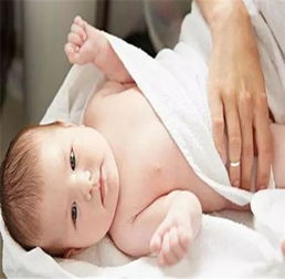 新生婴儿护理 新生婴儿应该如何护理