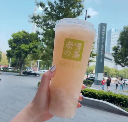 名字起得好,产品走红早 逛完沪深茶饮店,我找到7个 起名公式