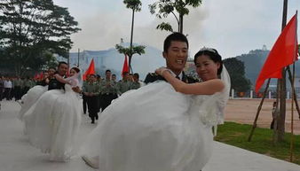 谁言嫁给军人不幸福 看解放军集体军婚现场
