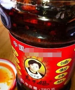 老干妈为什么不用塑料瓶 得知原因后,网友 解释再多也没用