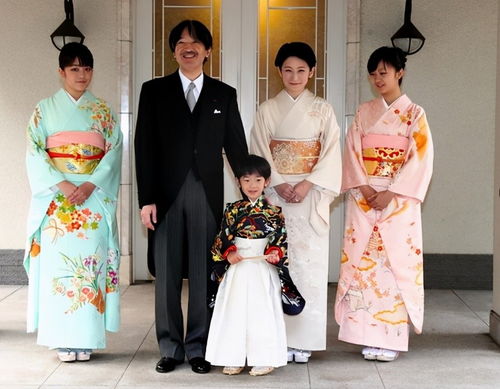 日本皇室存在的意义(日本皇室在国家中的作用)