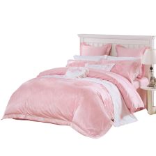 粉色床单被套