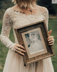 23岁新娘穿奶奶婚纱结婚 两年试穿30多次也没找到理想婚纱 